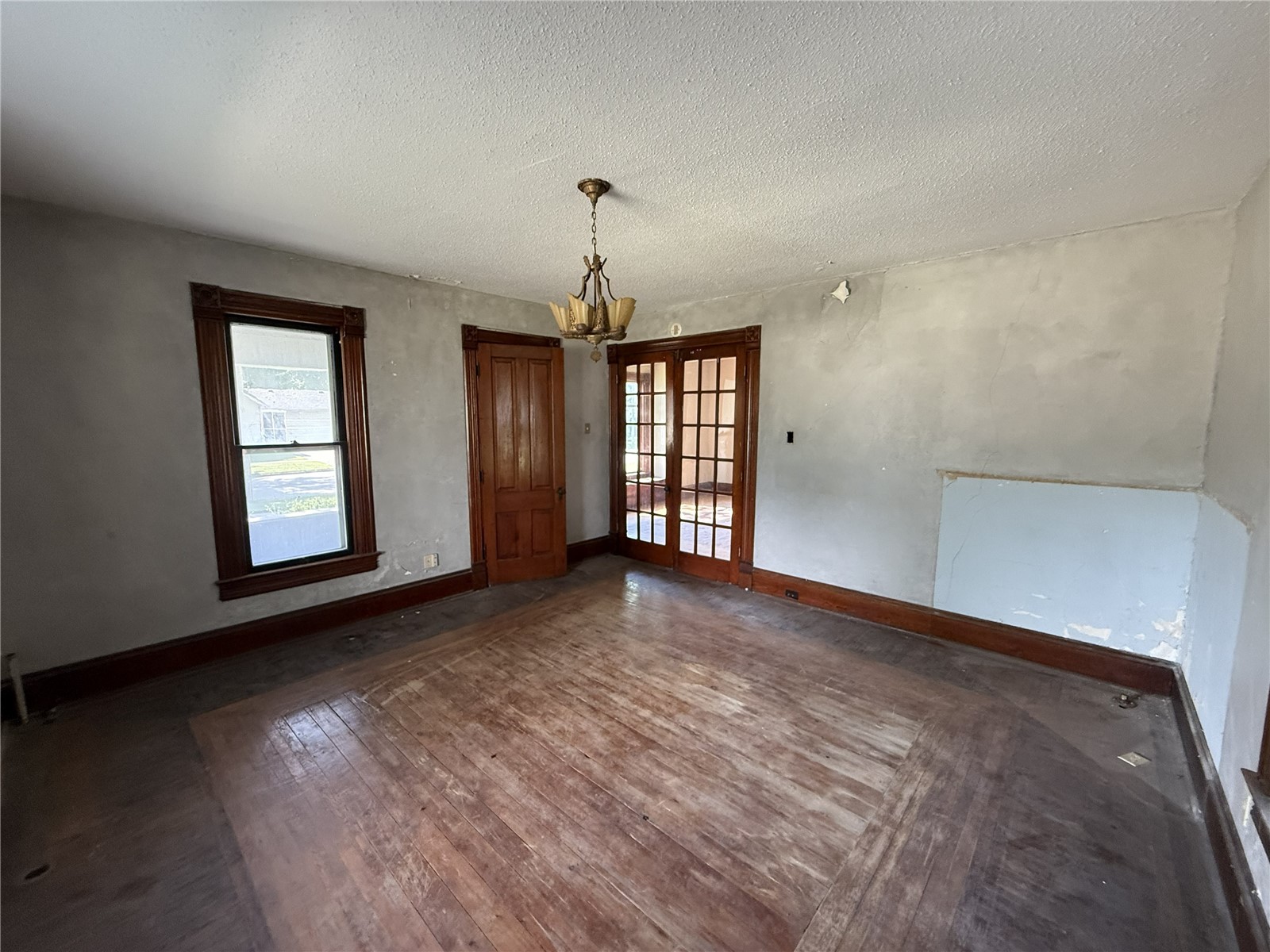 514 2nd Street NW Independence IA 50644