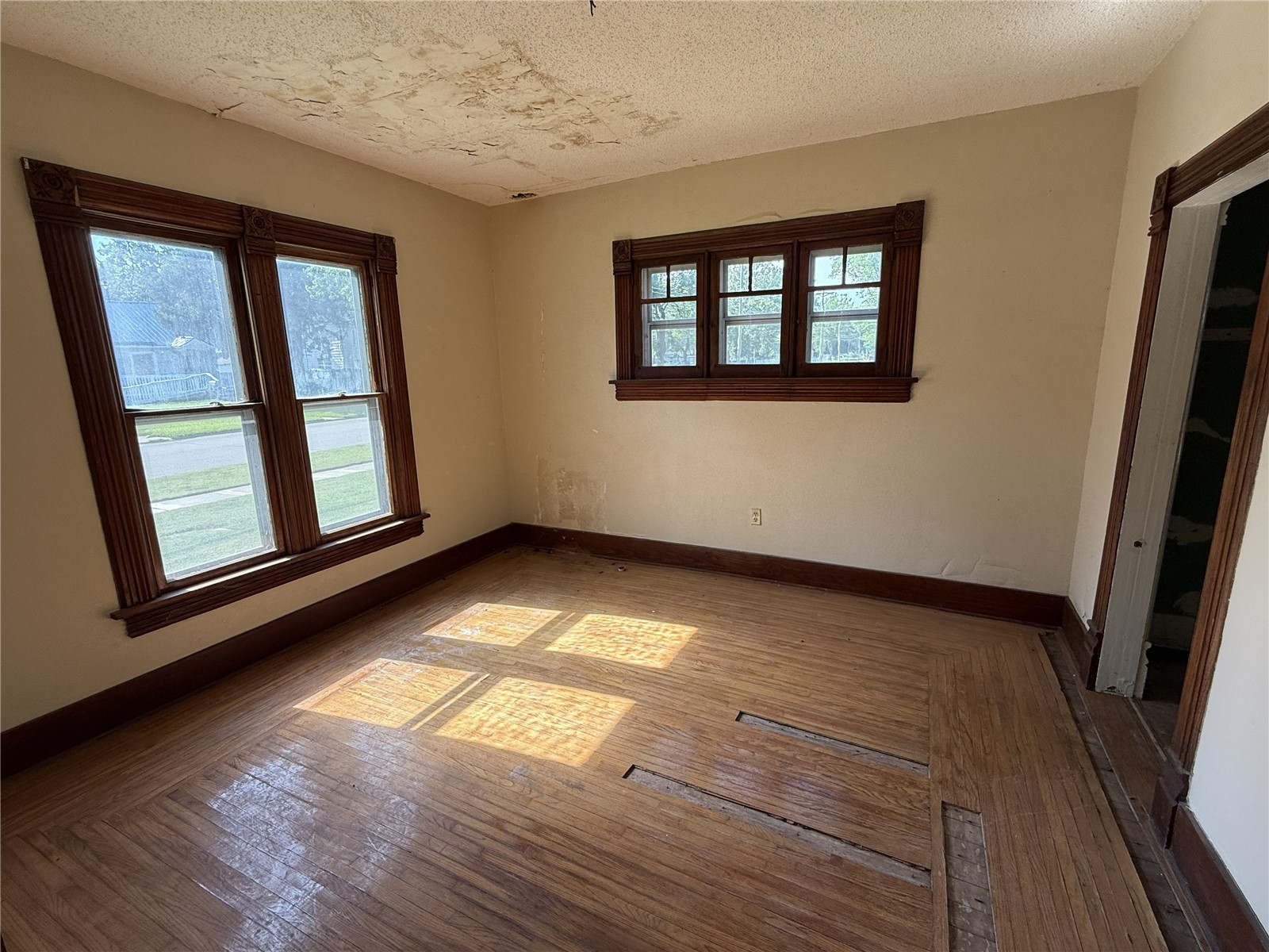 514 2nd Street NW Independence IA 50644