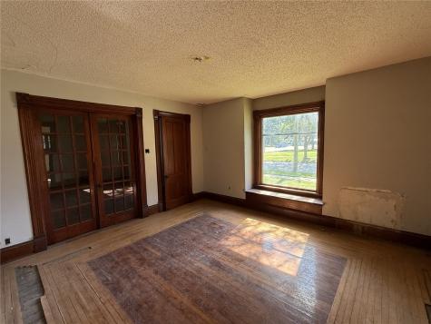 514 2nd Street NW Independence IA 50644