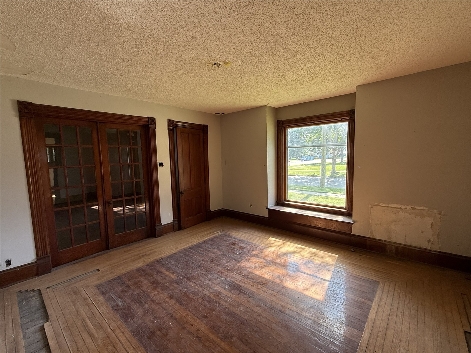 514 2nd Street NW Independence IA 50644