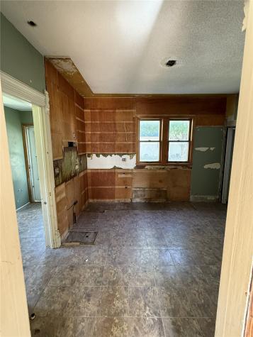 514 2nd Street NW Independence IA 50644