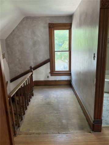 514 2nd Street NW Independence IA 50644