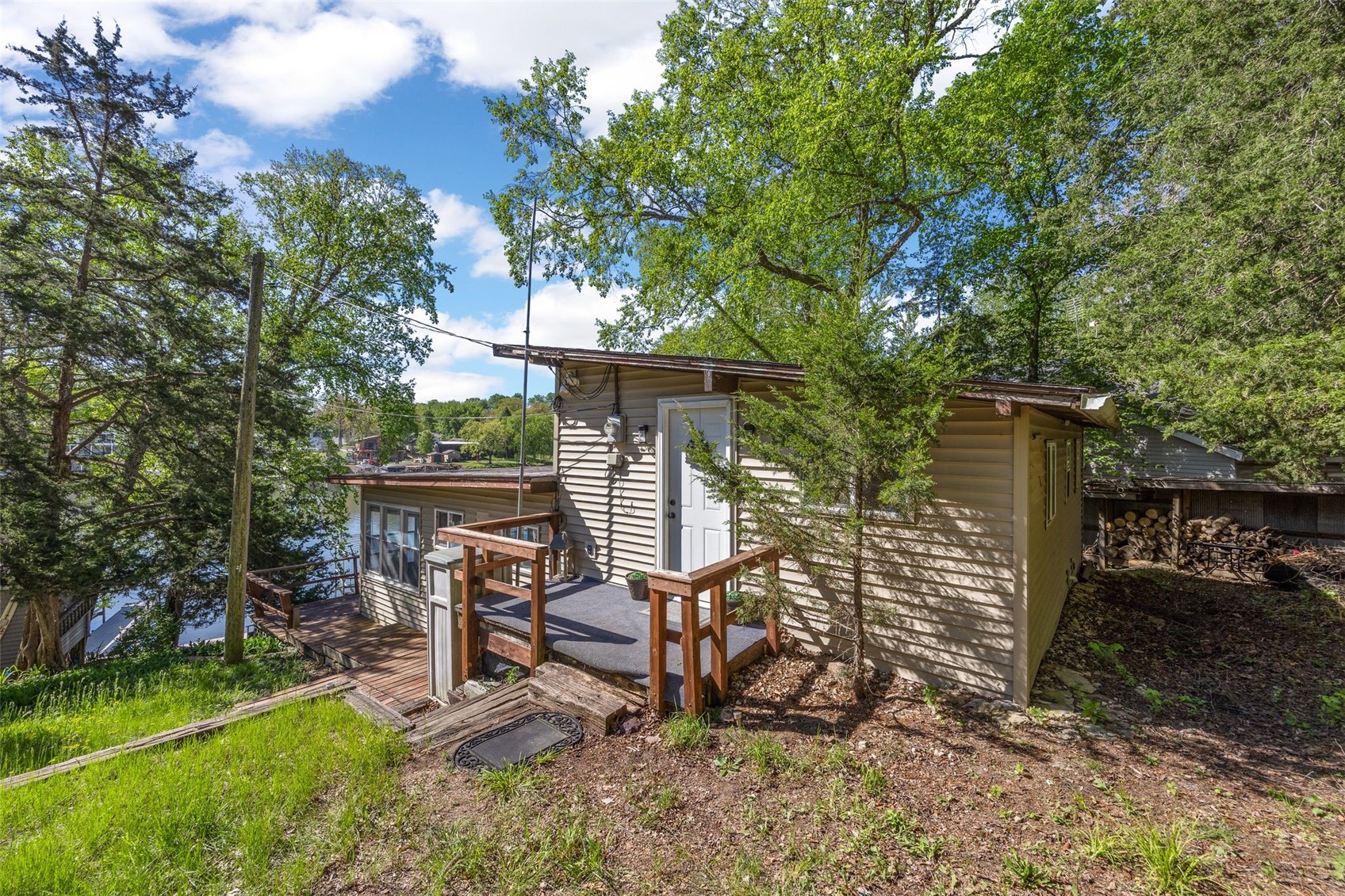 24404 204th Avenue Manchester IA 52057