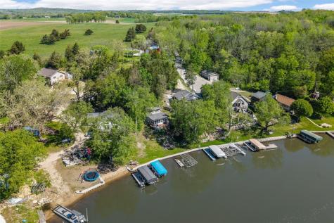 24404 204th Avenue Manchester IA 52057