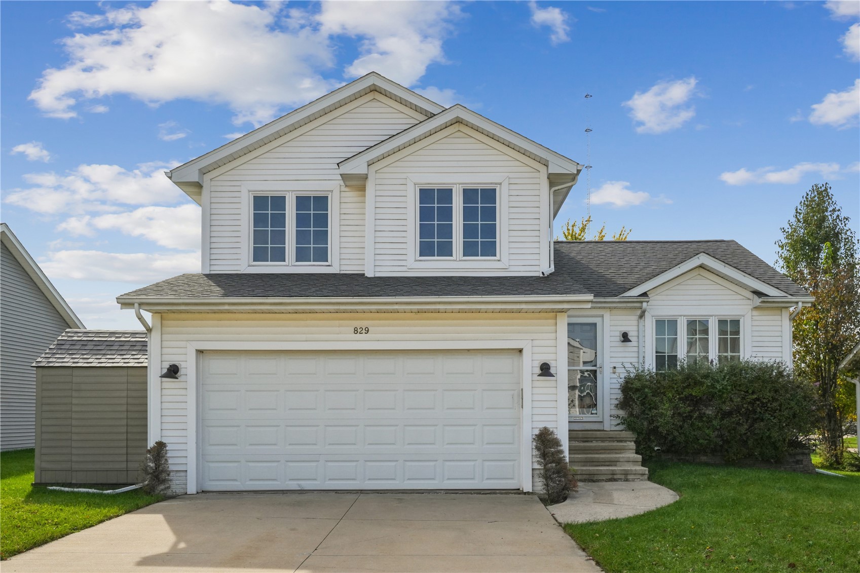 829 71st Street NE Cedar Rapids IA 52402
