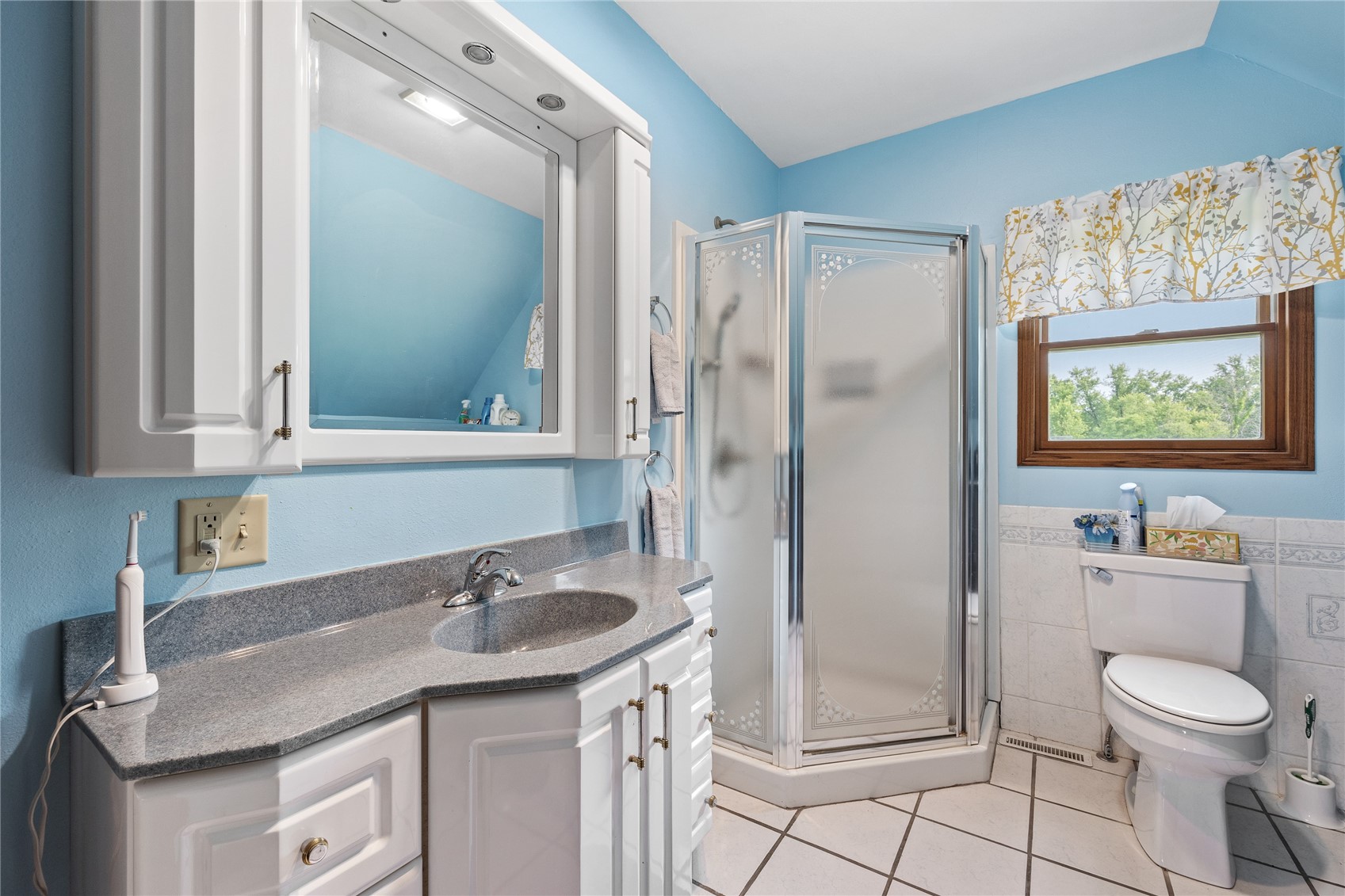 4427 J Street SW Cedar Rapids IA 52404