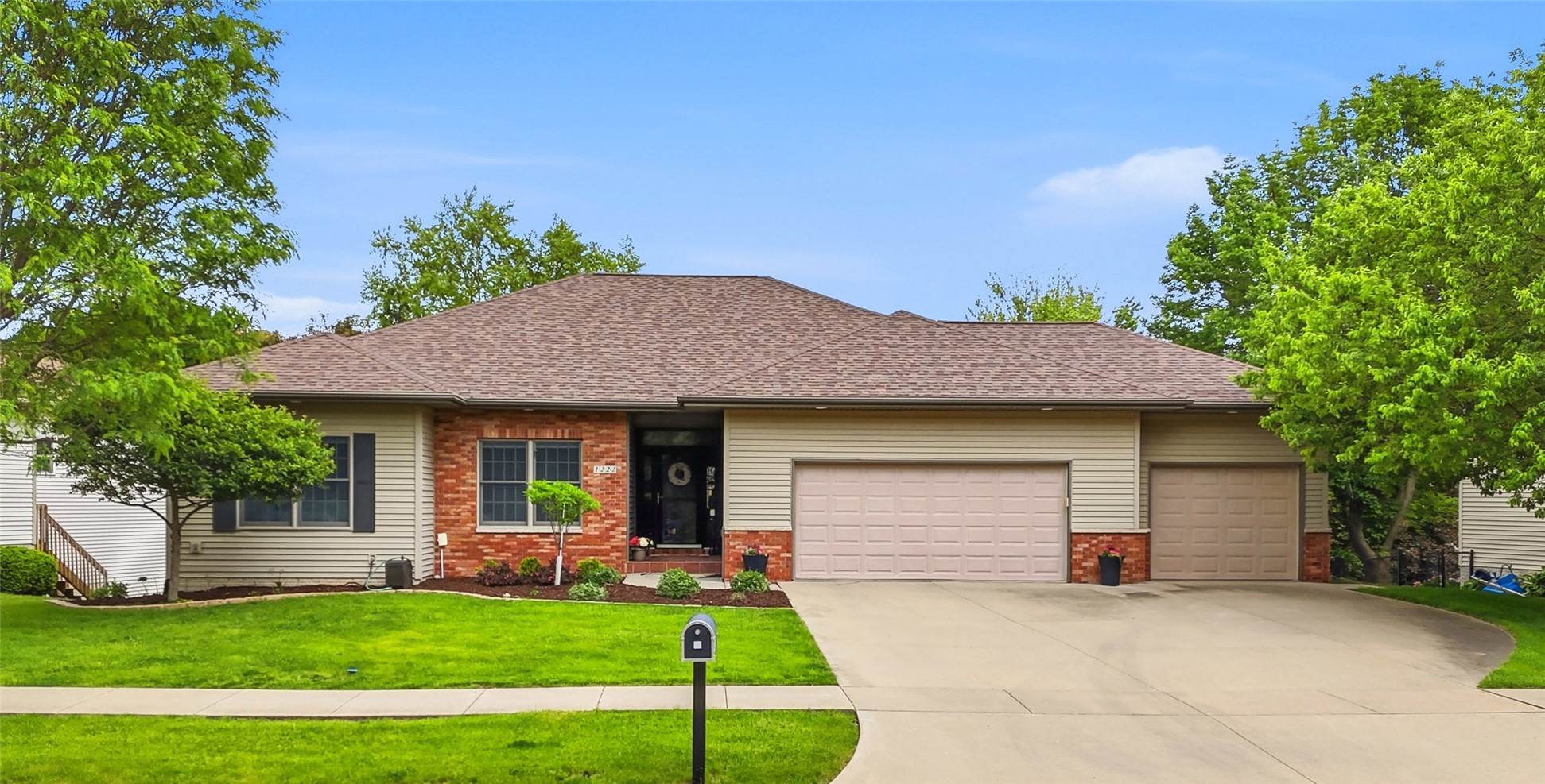 1222 Wild Prairie Drive Iowa City IA 52246