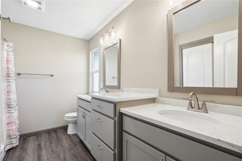 6154 Glenwood Drive Marion IA 52302