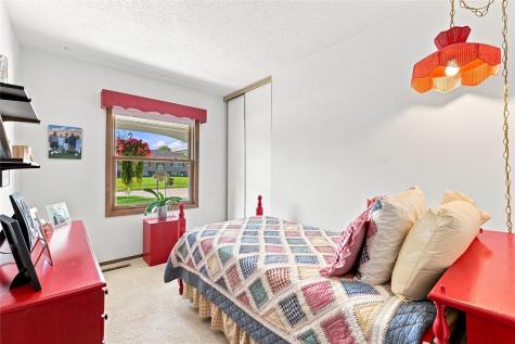 4806 Montclair Drive NW Cedar Rapids IA 52405