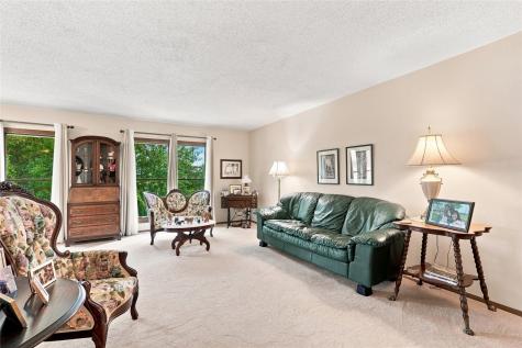 4806 Montclair Drive NW Cedar Rapids IA 52405