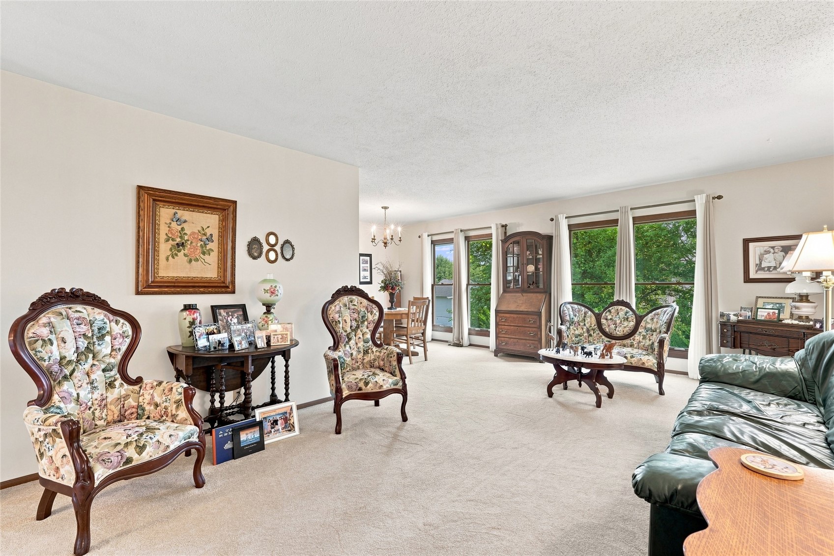 4806 Montclair Drive NW Cedar Rapids IA 52405