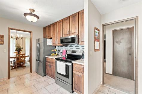 4806 Montclair Drive NW Cedar Rapids IA 52405