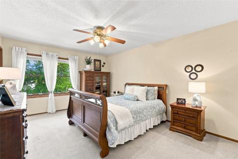 4806 Montclair Drive NW Cedar Rapids IA 52405