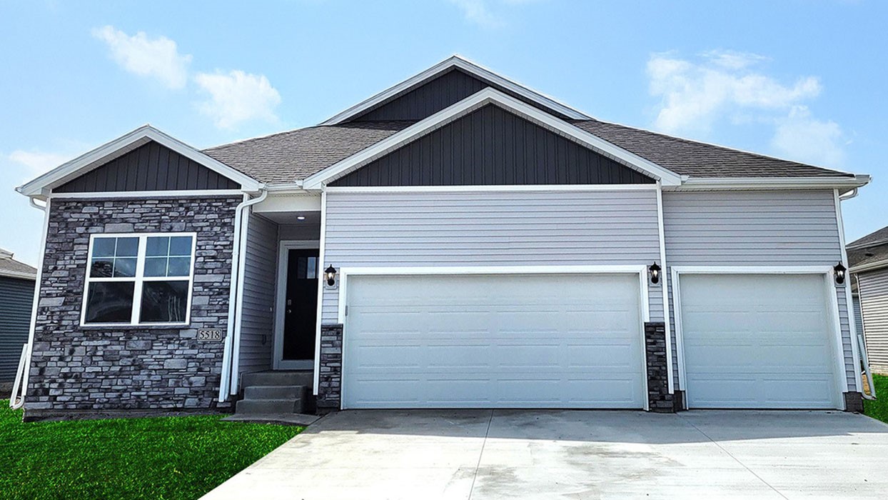 3360 Artesian Road Marion IA 52302