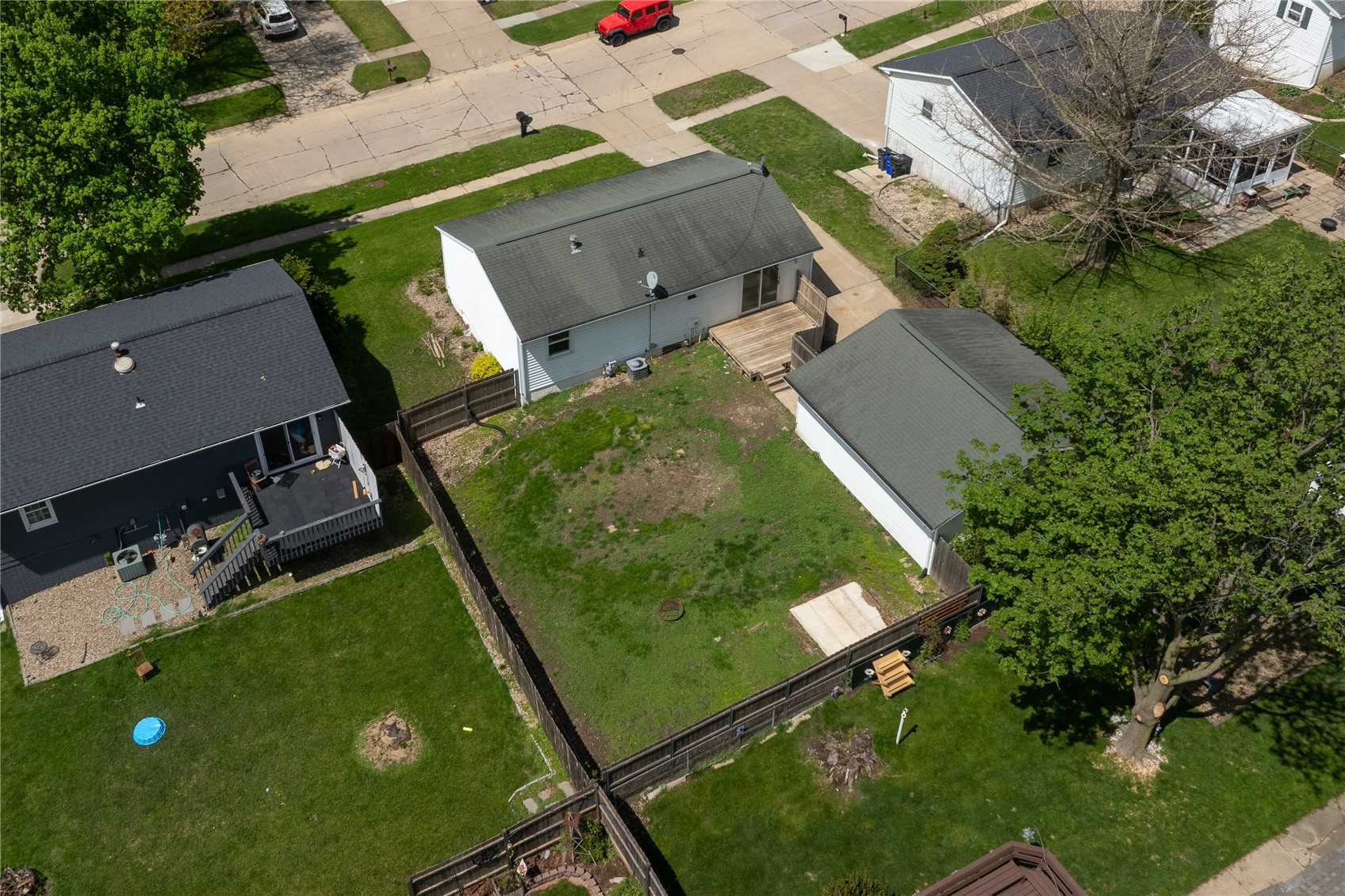 1625 South View NW Cedar Rapids IA 52405