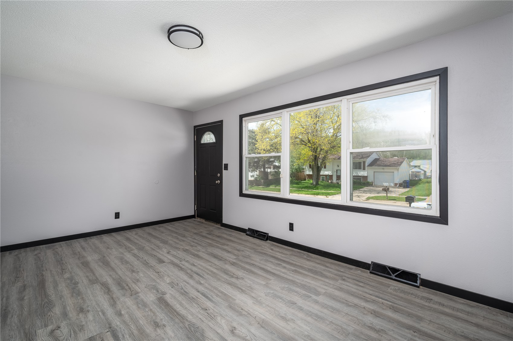 1625 South View NW Cedar Rapids IA 52405