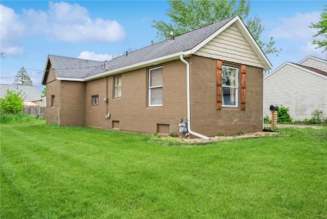 1341 8th Street Marion IA 52302