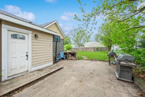 1341 8th Street Marion IA 52302