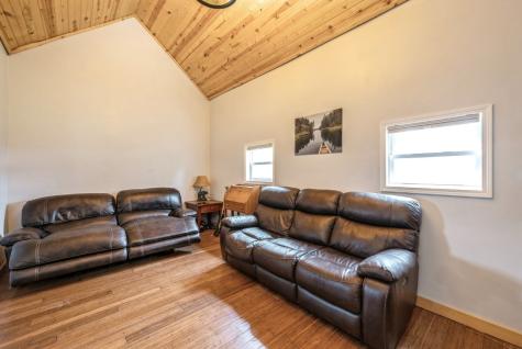 1341 8th Street Marion IA 52302