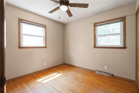 3624 Bel Air Drive SE Cedar Rapids IA 52403