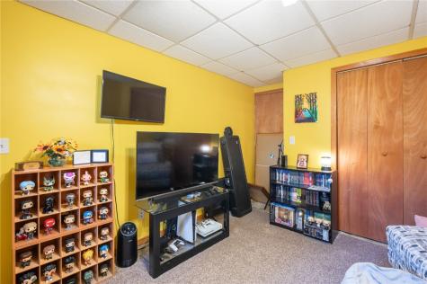1117 Crestview SE Cedar Rapids IA 52403