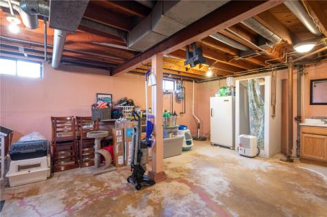 1117 Crestview SE Cedar Rapids IA 52403
