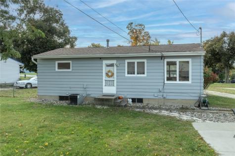 1117 Crestview SE Cedar Rapids IA 52403