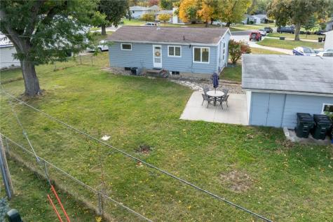 1117 Crestview SE Cedar Rapids IA 52403