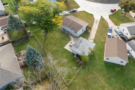 1117 Crestview SE Cedar Rapids IA 52403