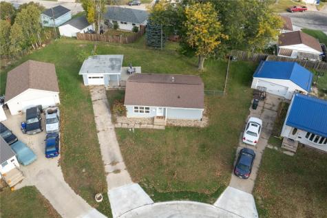 1117 Crestview SE Cedar Rapids IA 52403