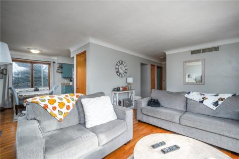 1117 Crestview SE Cedar Rapids IA 52403