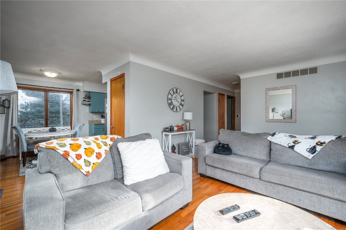 1117 Crestview SE Cedar Rapids IA 52403