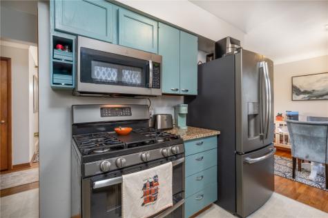 1117 Crestview SE Cedar Rapids IA 52403