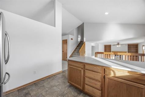 3425 Falcon View Road SW Cedar Rapids IA 52404