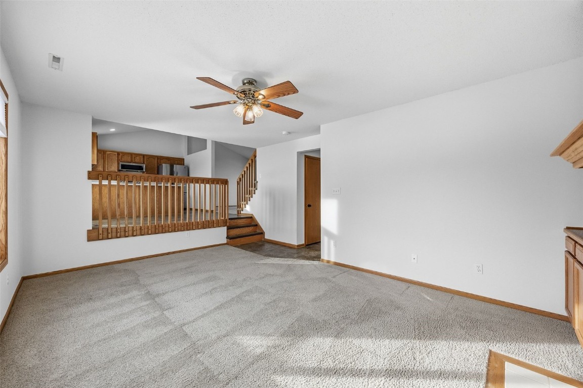 3425 Falcon View Road SW Cedar Rapids IA 52404