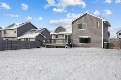 3425 Falcon View Road SW Cedar Rapids IA 52404