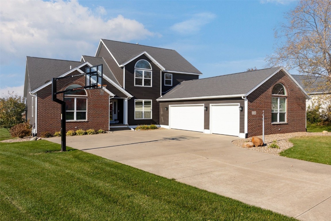 5510 Hunters Ridge Court Marion IA 52302