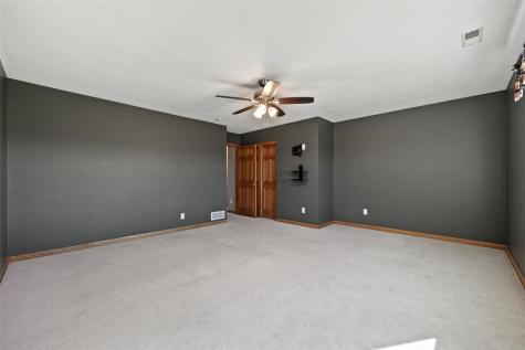 5510 Hunters Ridge Court Marion IA 52302