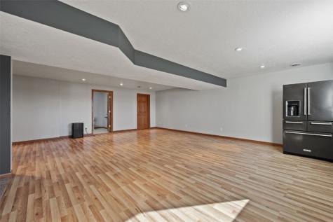 5510 Hunters Ridge Court Marion IA 52302