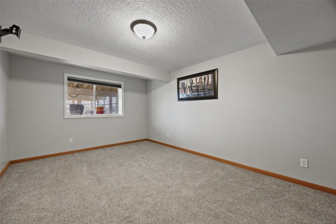 5510 Hunters Ridge Court Marion IA 52302
