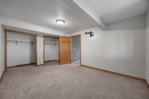 5510 Hunters Ridge Court Marion IA 52302