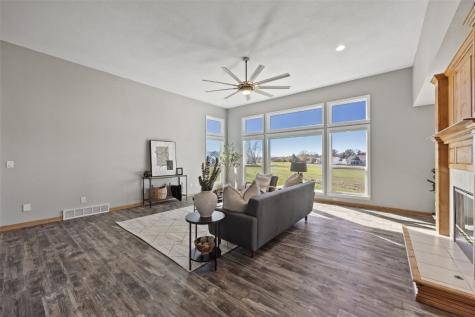 5510 Hunters Ridge Court Marion IA 52302