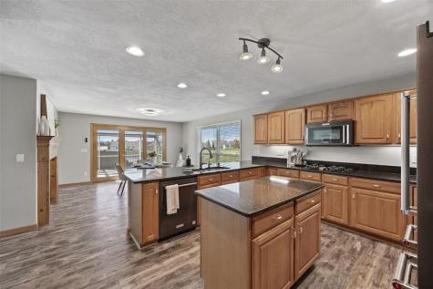 5510 Hunters Ridge Court Marion IA 52302