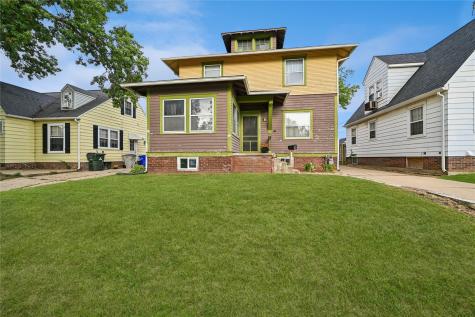 115 17th Street SW Cedar Rapids IA 52404