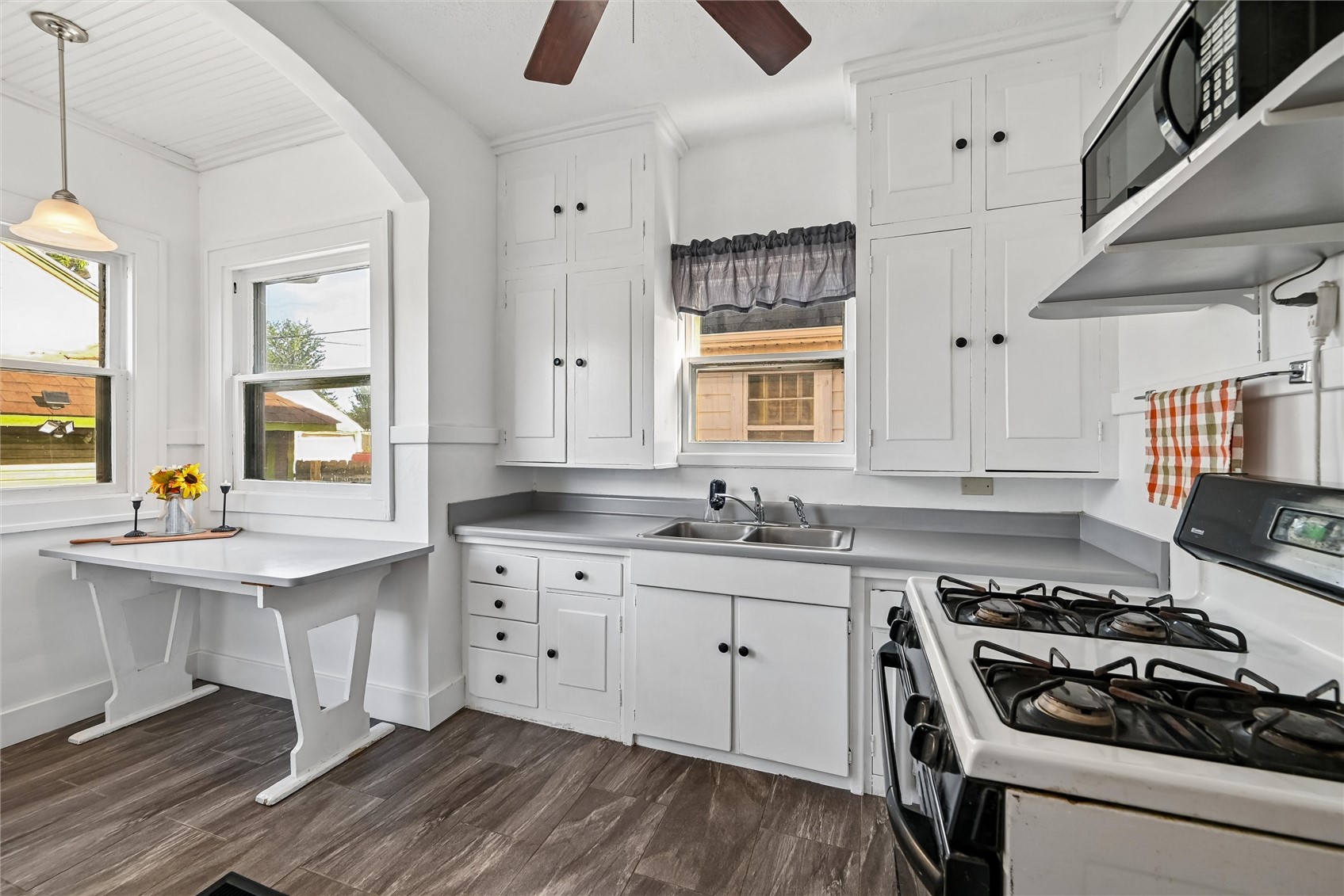 115 17th Street SW Cedar Rapids IA 52404