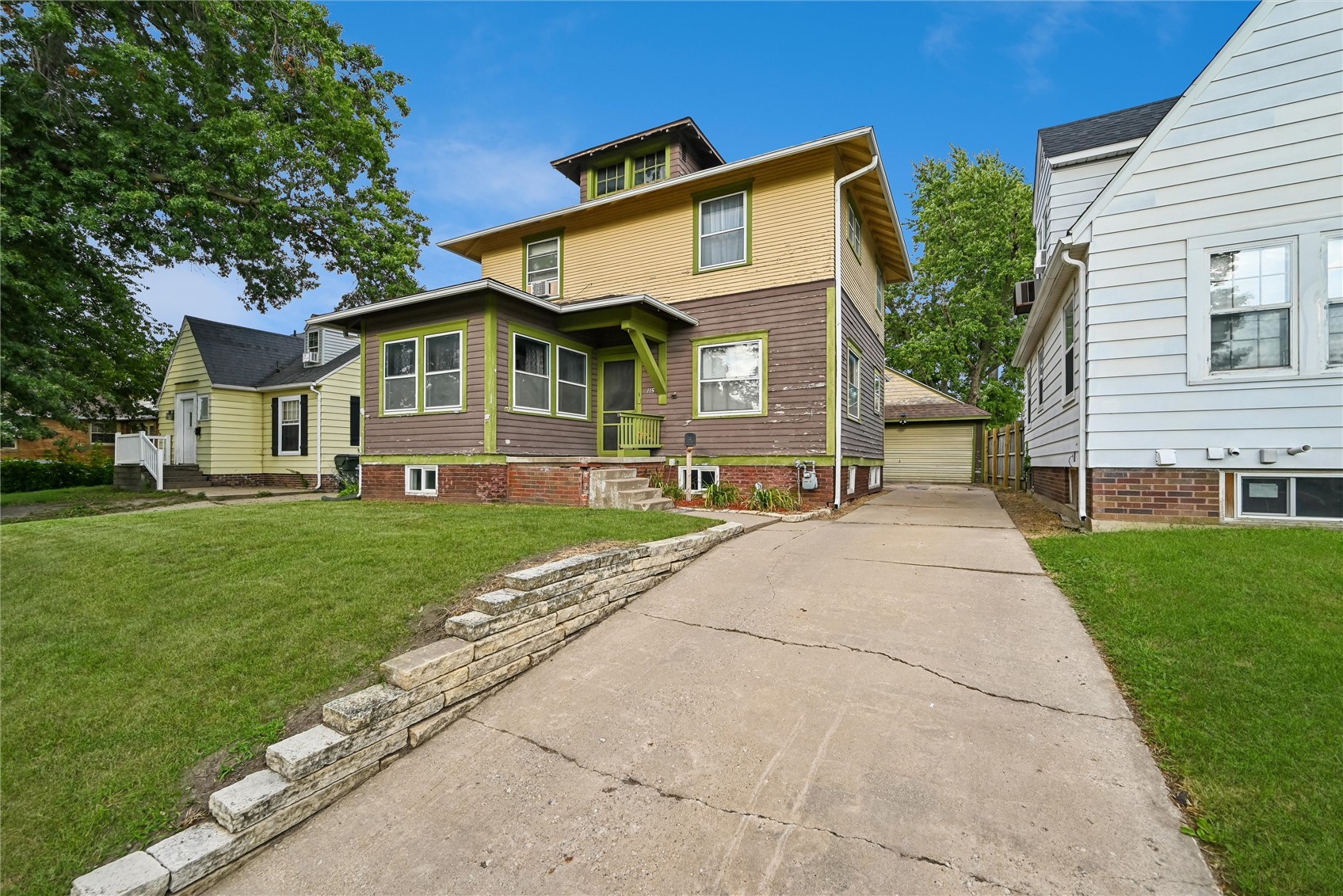 115 17th Street SW Cedar Rapids IA 52404