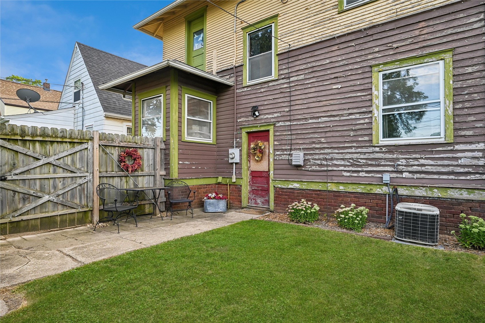 115 17th Street SW Cedar Rapids IA 52404