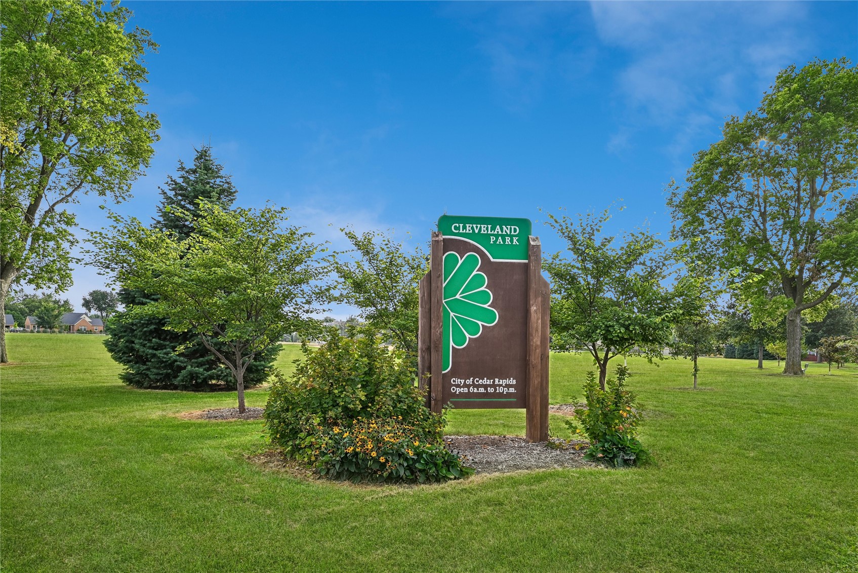 115 17th Street SW Cedar Rapids IA 52404