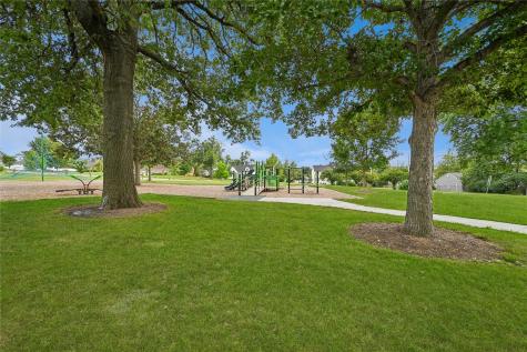 115 17th Street SW Cedar Rapids IA 52404