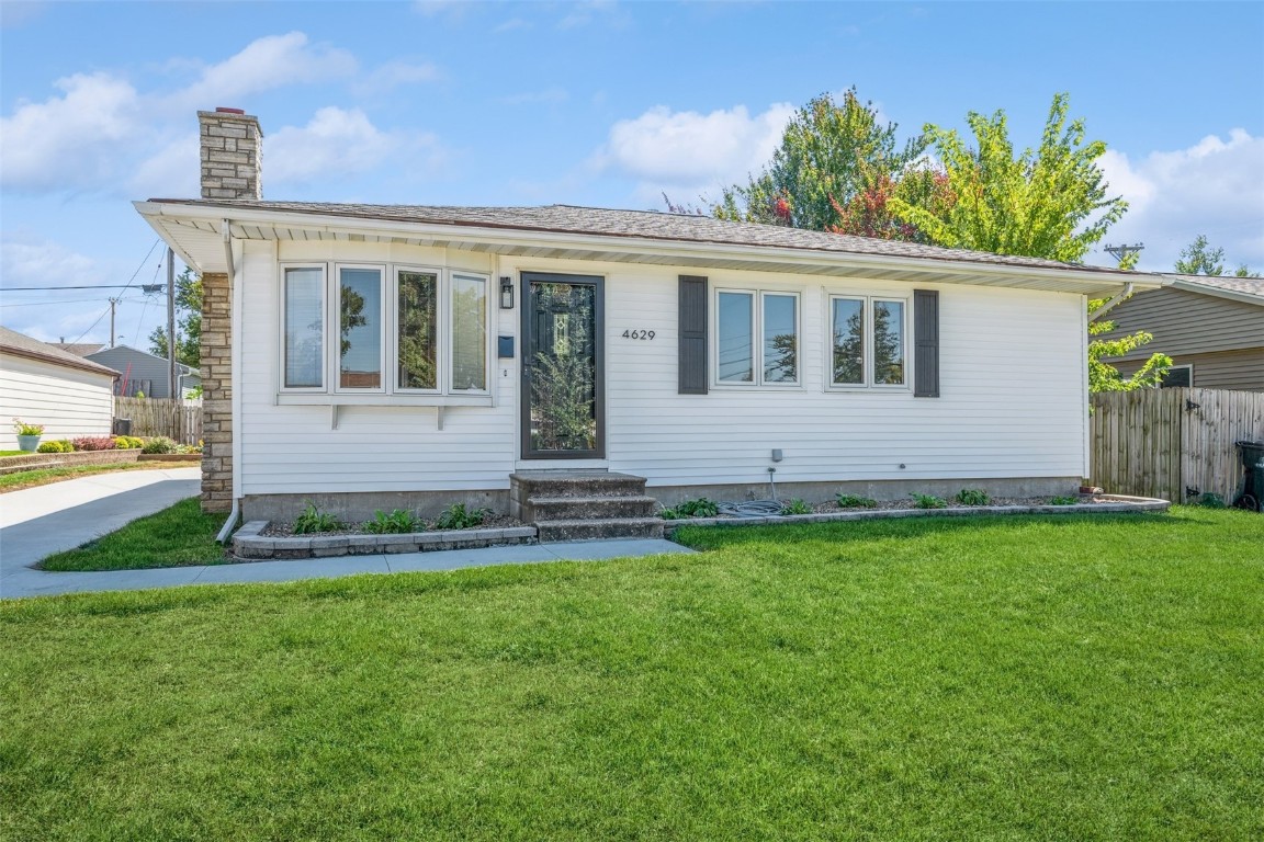 4629 Danbury Street NE Cedar Rapids IA 52402